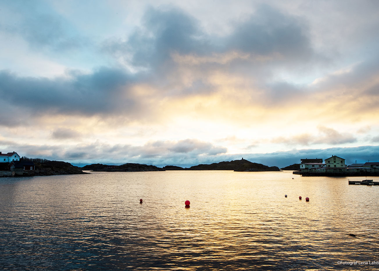 mörkertid, hav med sol, skymning, Henningsvær, Lofoten, Norge